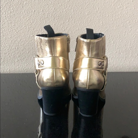 Gold Rodeo Boots - Picture 5 of 7